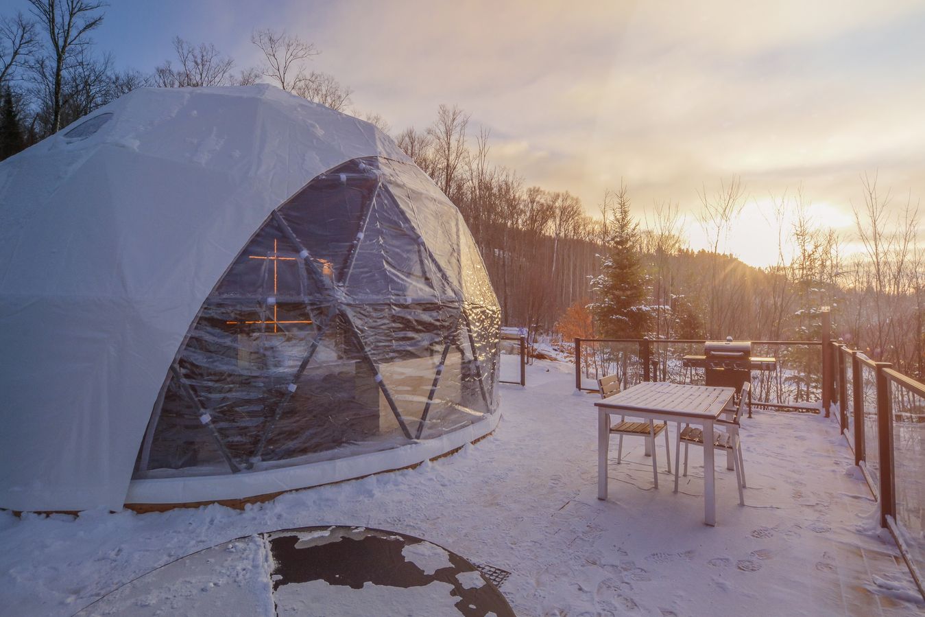 bubble hotel in Tremblant, Bel Air dome rentals